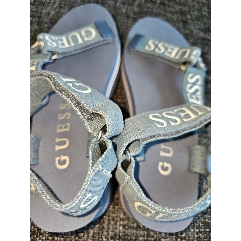 Guess AVIN3 Platform Sandals Womens 7 Medium Blue New Denim Logo Straps